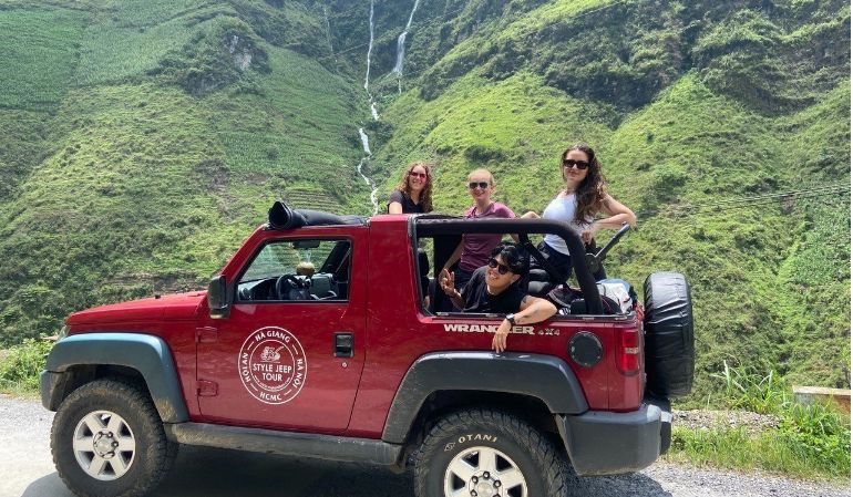 ha giang jeep tour vietnam