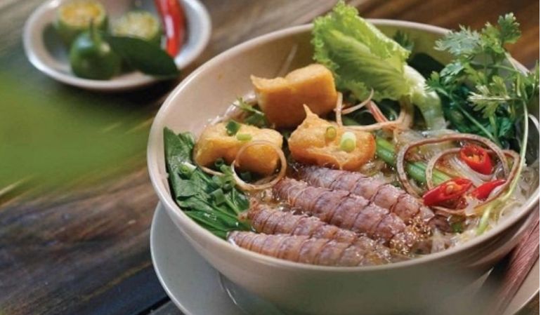 Mantis Shrimp Vermicelli in halong vietnam