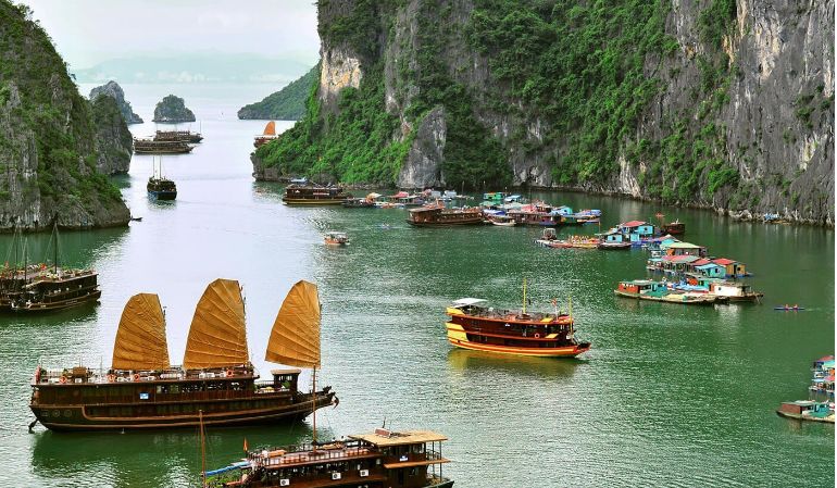 halong bay vietnam