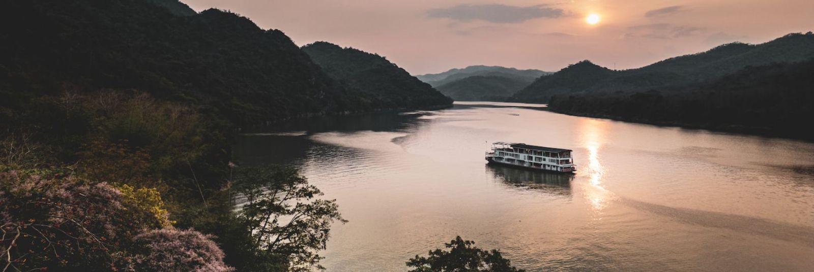 Suggested Cruises in Laos River 2026
