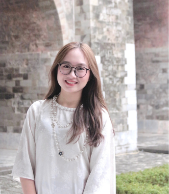 Thu Trang - Senior Travel Consultant