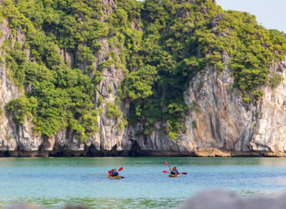 Best time to travel to Halong Bay