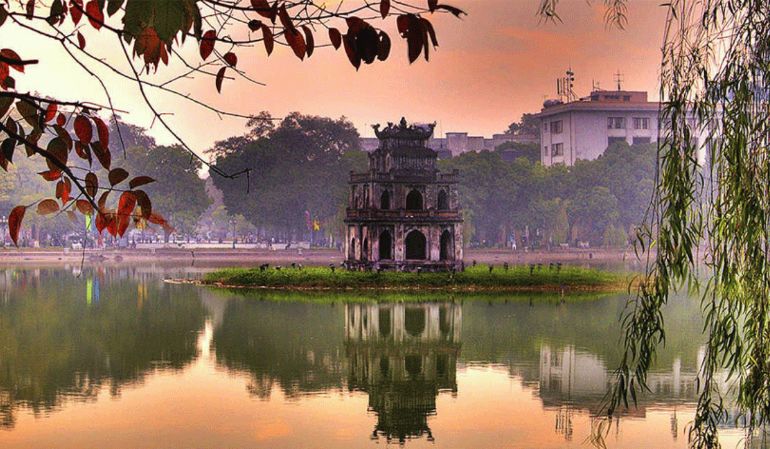 hoan kiem lake