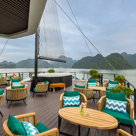 Catamaran Cruise in Lan Ha Bay