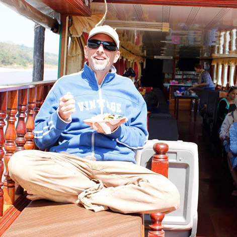 Mekong Smile Cruise on Laos River