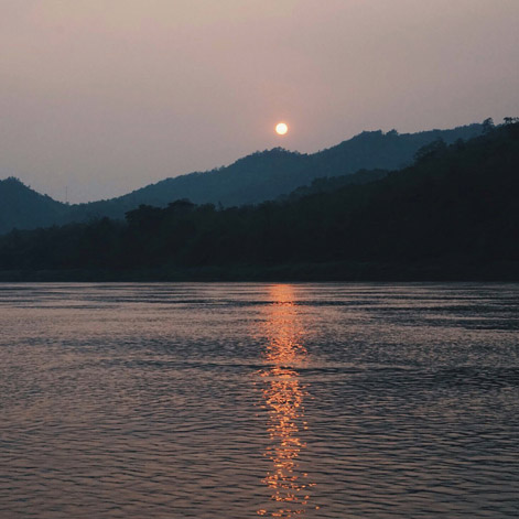 Monsoon Cruise Day Tour: Luang Prabang Sunset