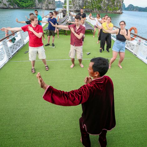Oriental Sails Cruise
