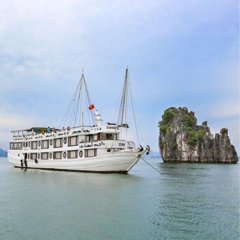 Oriental Sails Cruise