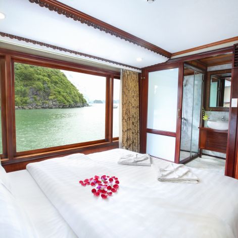 Oriental Sails Cruise
