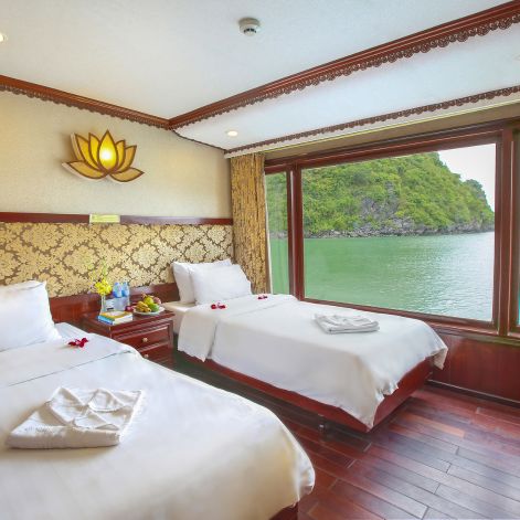 Oriental Sails Cruise