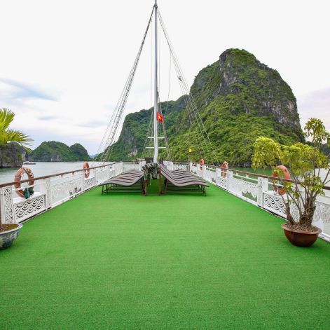 Oriental Sails Cruise