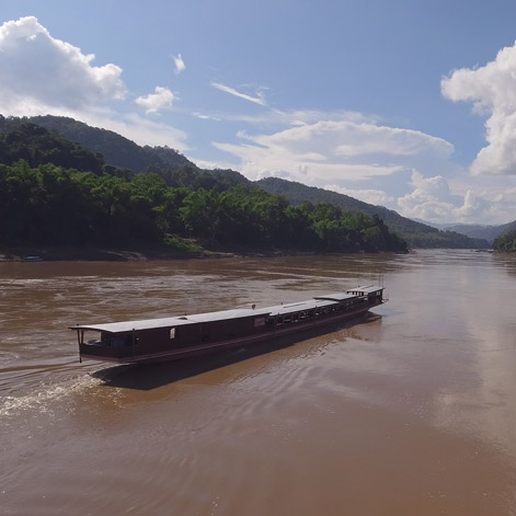 Shompoo Cruise 1 Day: Pakbeng - Luang Prabang (Downstream)