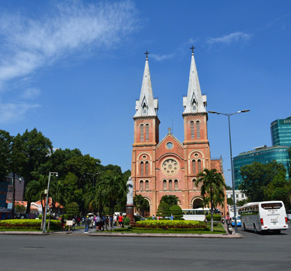 6 Day Hanoi - Halong Bay - Saigon