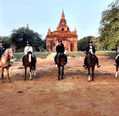 Bagan Horse Riding Tour Half Day