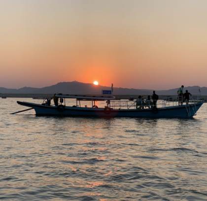 Bagan Sunset Boat Trip – Private boat