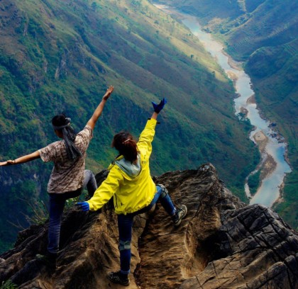 Ha Giang Jeep Tour: 4 Days of Epic Adventure & Breathtaking Views