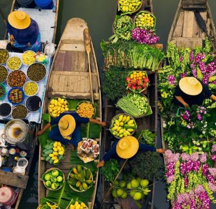 Happy Family in Bangkok 5 Days