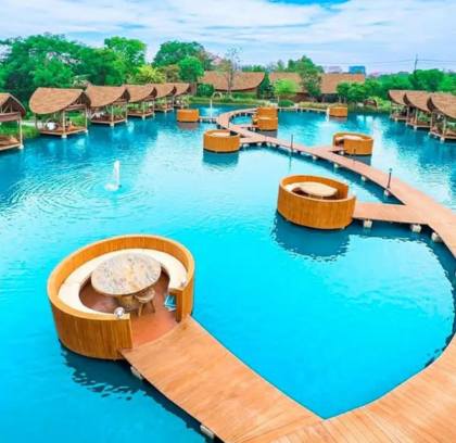 Happy Family in Bangkok 5 Days